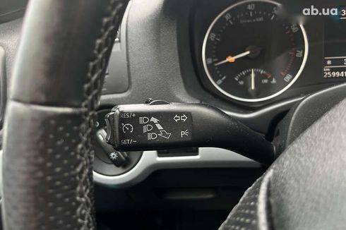 Skoda Octavia 2010 - фото 16