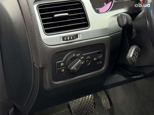 Volkswagen Touareg 2012 - фото 21