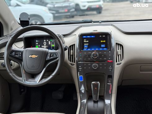 Chevrolet Volt 2014 белый - фото 17