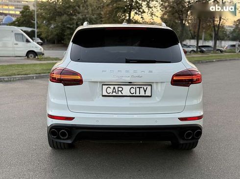 Porsche Cayenne 2016 - фото 8