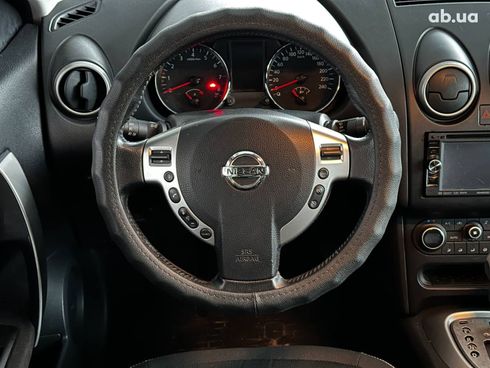 Nissan Qashqai 2011 белый - фото 25