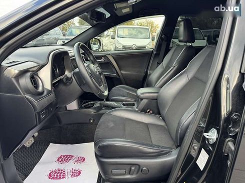 Toyota RAV4 2017 - фото 14