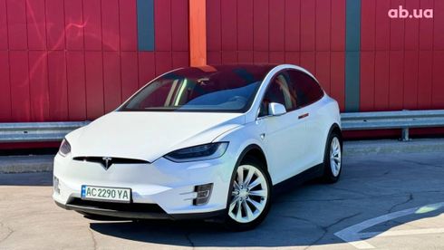 Tesla Model X 2017 - фото 2
