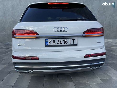 Audi Q7 2021 - фото 15