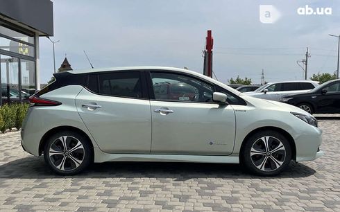 Nissan Leaf 2018 - фото 7