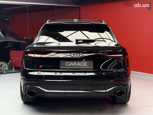 Audi RS Q8 2023 - фото 17