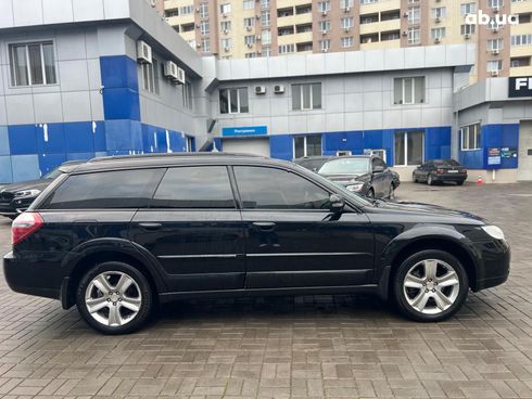 Subaru Legacy Outback 2007 черный - фото 10