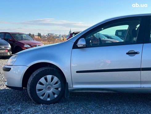 Volkswagen Golf 2005 серый - фото 4