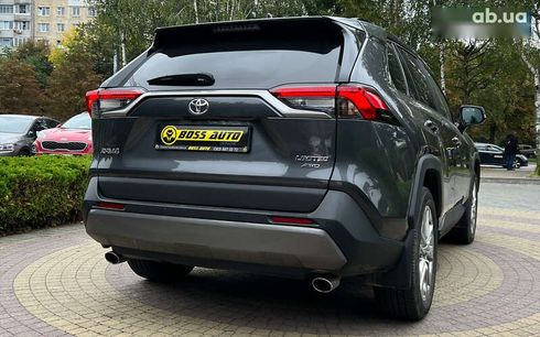 Toyota RAV4 2021 - фото 7