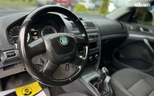 Skoda Octavia 2011 - фото 16