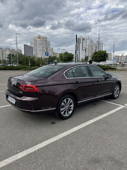 Volkswagen Passat 2016 красный - фото 63