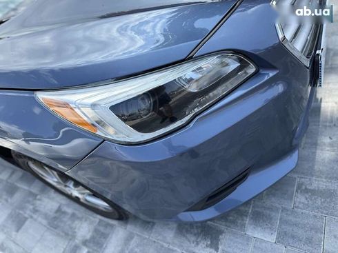Subaru Legacy 2016 - фото 3
