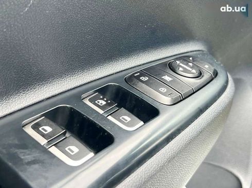 Kia Rio X-Line 2018 - фото 25