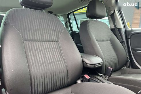 Opel Zafira 2012 - фото 25