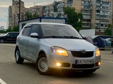 Автомобиль бензин Шкода Fabia б/у в Киеве - купить на Автобазаре