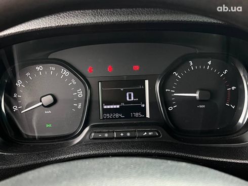 Toyota ProAce 2020 серый - фото 25