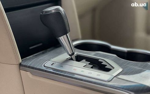 Toyota Camry 2013 - фото 14