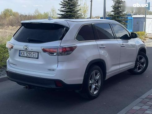 Toyota Highlander 2015 - фото 4