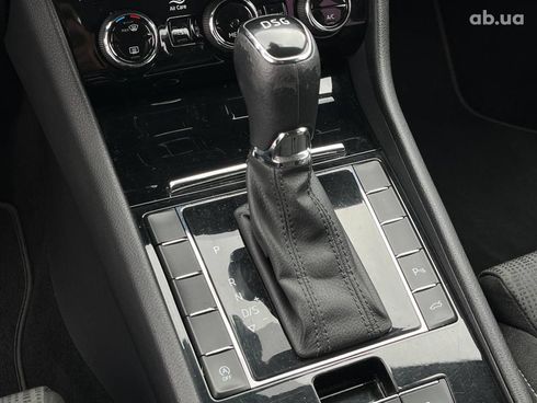 Skoda Superb 2018 белый - фото 22