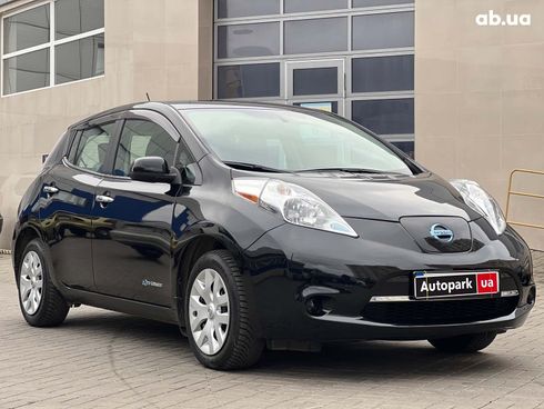 Nissan Leaf 2015 черный - фото 4