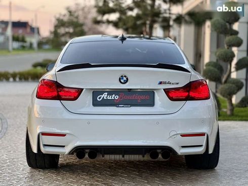 BMW M4 2018 - фото 18