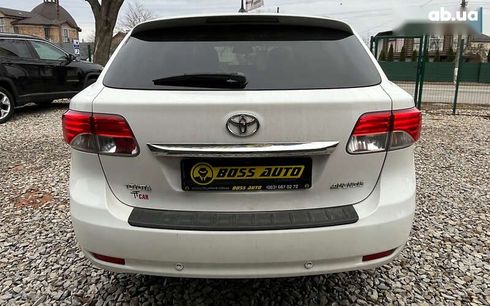 Toyota Avensis 2012 - фото 6