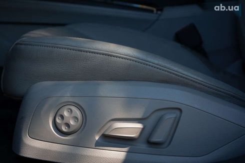 Audi A4 2017 - фото 13