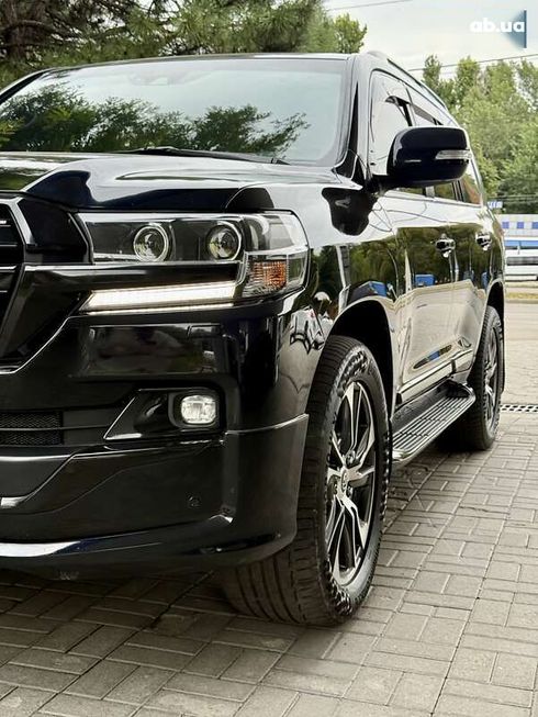 Toyota Land Cruiser 2020 - фото 7