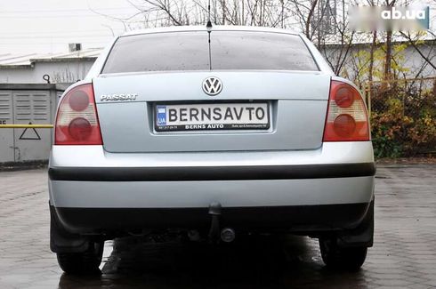 Volkswagen Passat 2003 - фото 10