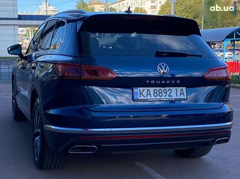 Volkswagen Touareg 2022 - фото 7