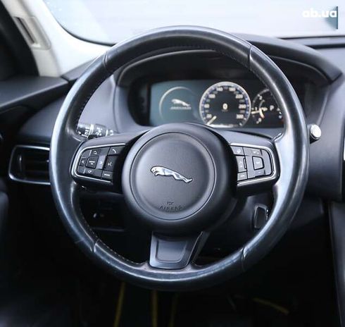 Jaguar F-Pace 2016 - фото 16