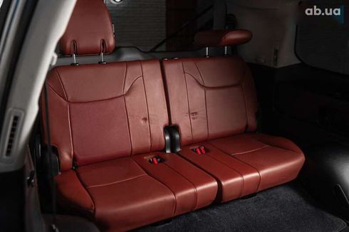 Lexus LX 2016 - фото 12
