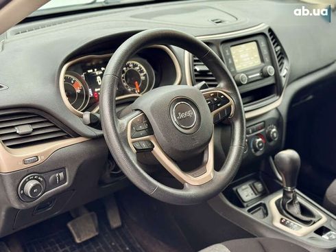 Jeep Cherokee 2017 - фото 17