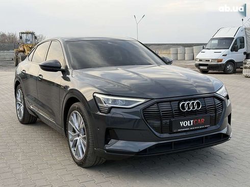 Audi E-Tron 2020 - фото 8