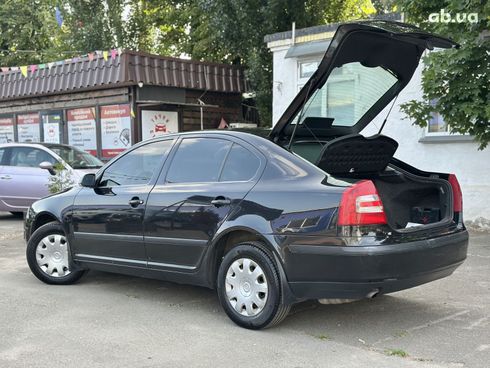 Skoda Octavia 2006 черный - фото 8