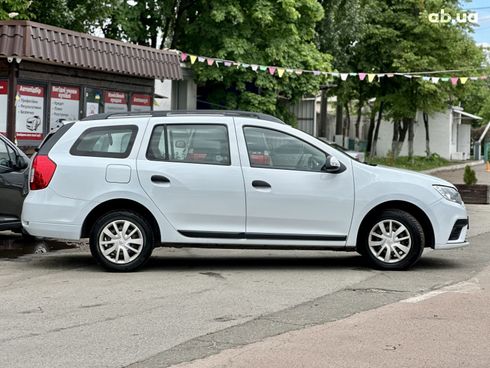 Renault Logan MCV 2017 белый - фото 6