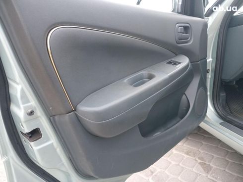 Nissan Almera 2007 серый - фото 19