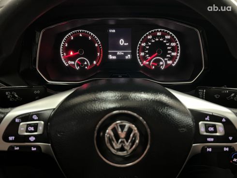 Volkswagen Jetta 2018 белый - фото 5