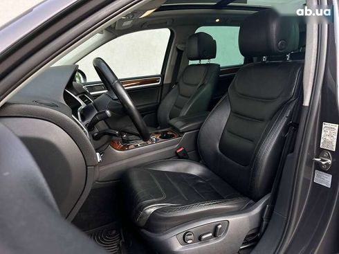 Volkswagen Touareg 2011 - фото 14