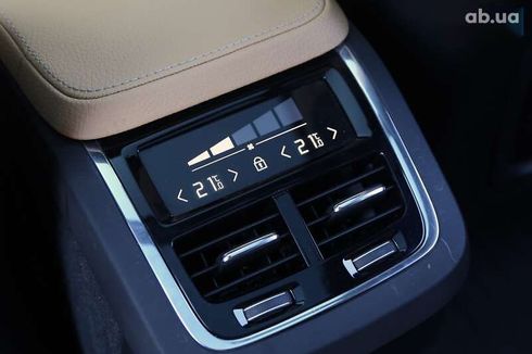 Volvo XC90 2017 - фото 28