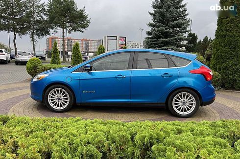 Ford Focus 2012 - фото 4