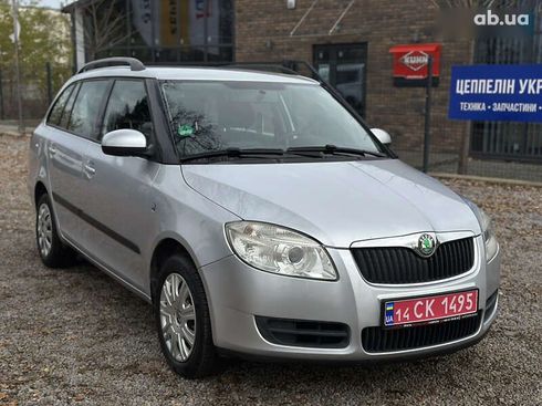 Skoda Fabia 2008 - фото 3