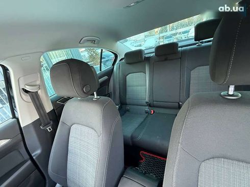 Volkswagen Passat 2020 - фото 22