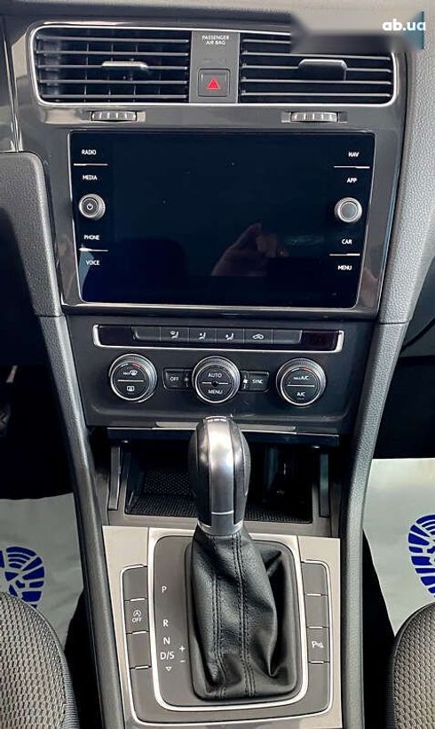 Volkswagen Golf 2018 - фото 18