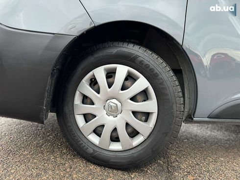 Renault Trafic 2020 - фото 18