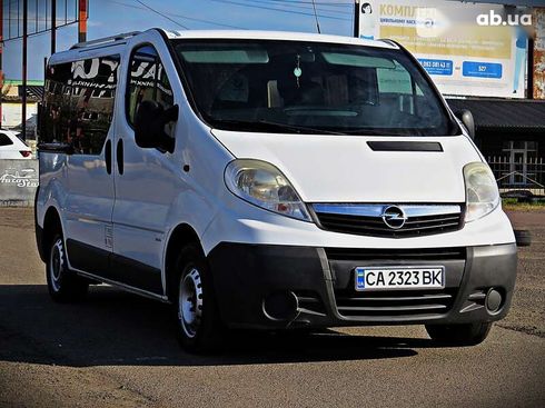 Opel Vivaro 2010 - фото 2