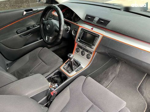 Volkswagen Passat 2009 - фото 29