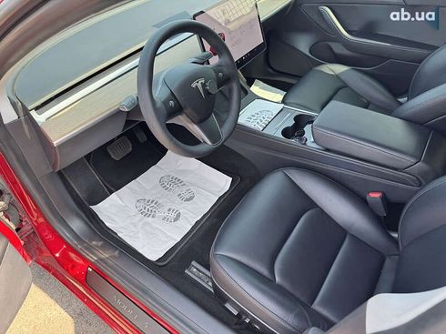 Tesla Model 3 2021 - фото 13