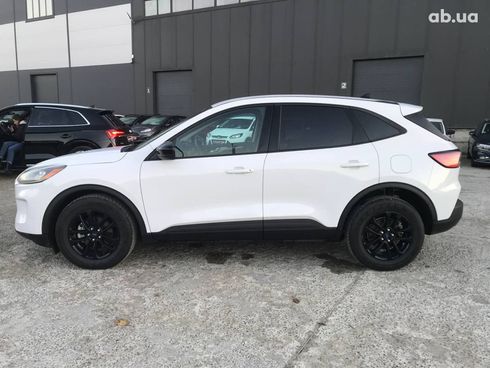 Ford Escape 2019 белый - фото 24