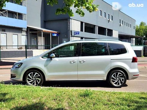 Volkswagen Sharan 2017 - фото 11